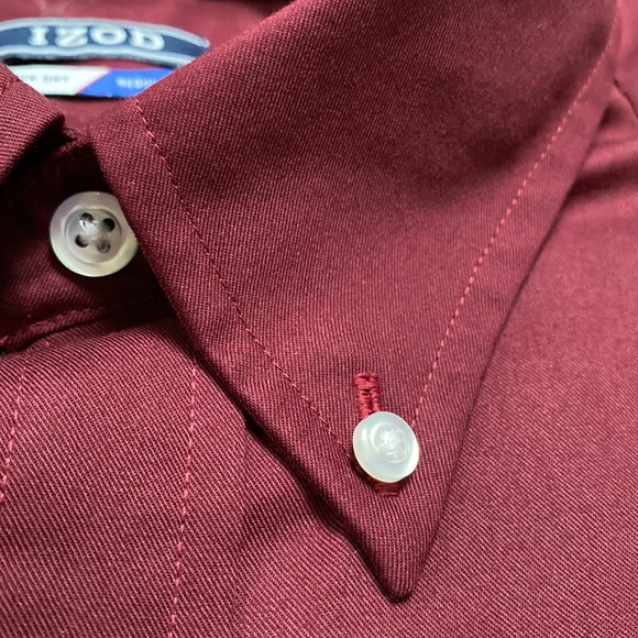 🎉HP🎉 Izod Button Down Shirt 💗 Maroon - Picture 8 of 16
